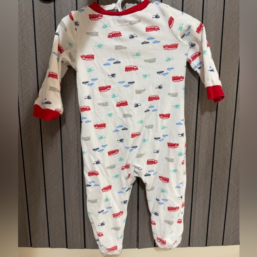 ❤️ BUNDLE 4/$20 Carter's White Footie with Red and Blue Car Print - Picture 2 of 3